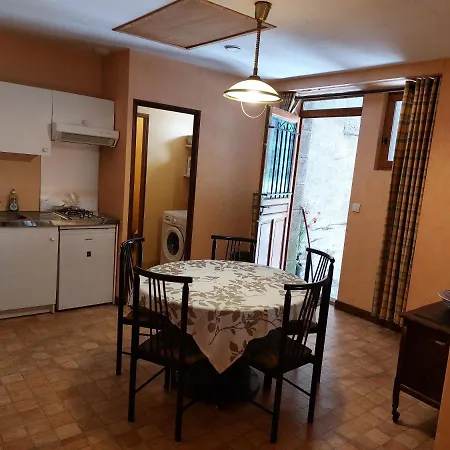 Relax by River Vezere in Sage Arts Apartment Treignac Exterior foto